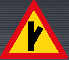 TW113 Sharp Junction Right Sign – Temporary