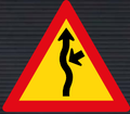 TW216 Concealed Driveway Right Sign – Temporary