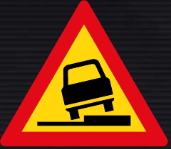 TW340 Surface Step on the Right Sign – Temporary