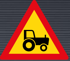 TW352 Agricultural Vehicles Ahead Sign – Temporary